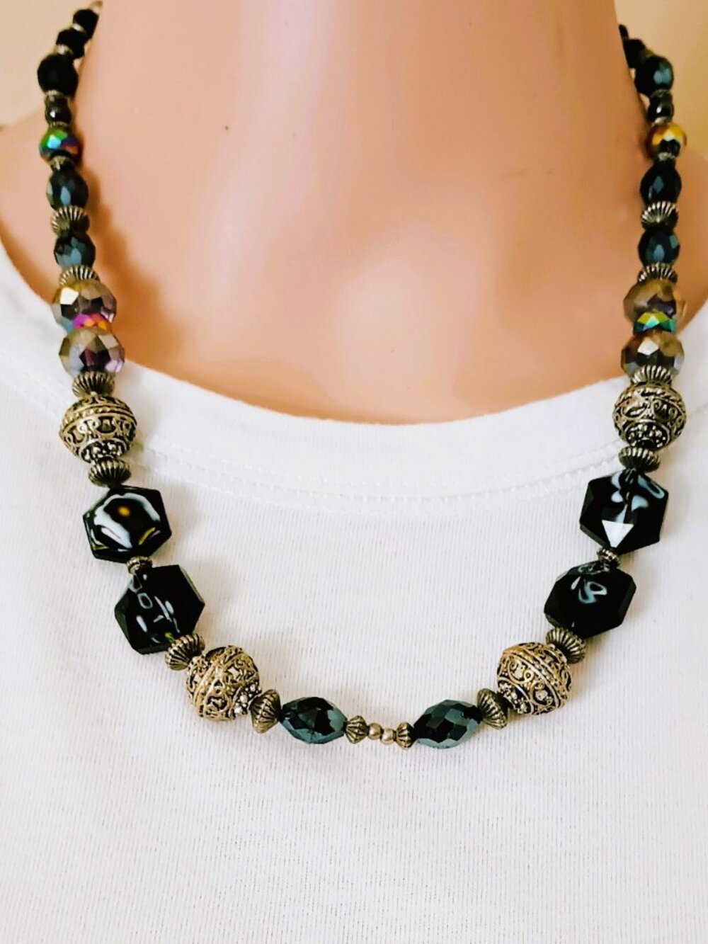 Iridescent Beaded Statement Necklace 19" Purple Black Etched Silver Balls